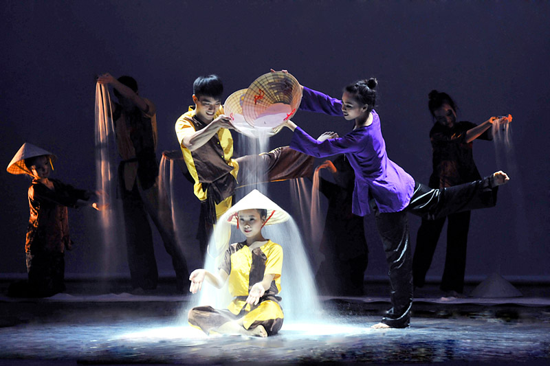 Exposition de photos d’art sur Hanoi, Huê et Hô Chi Minh-Ville