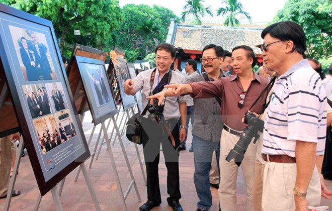 Une rencontre culturelle Vietnam-Etats-Unis à Hanoi