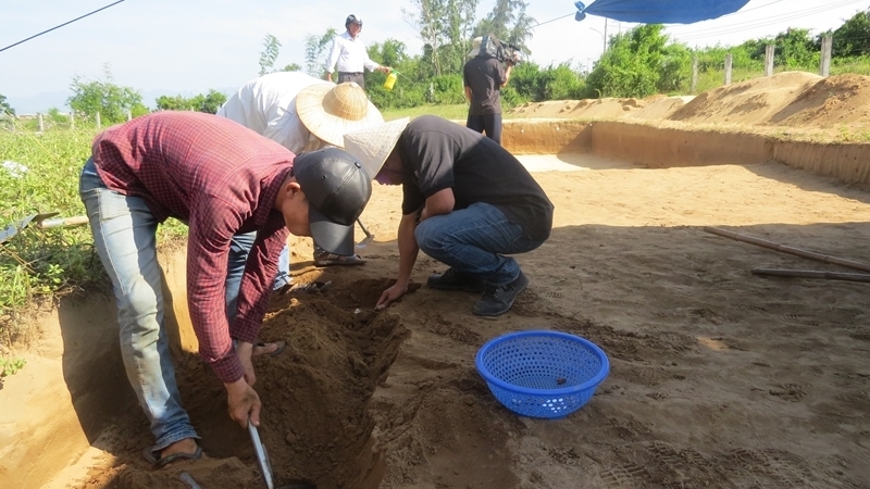 Tuyên Quang Des découvertes archéologiques dans les sous-sols de la pagode de Nhùng