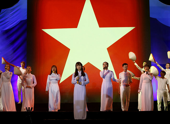 “Fierté pour la mer et les îles du Vietnam” à Cô Tô