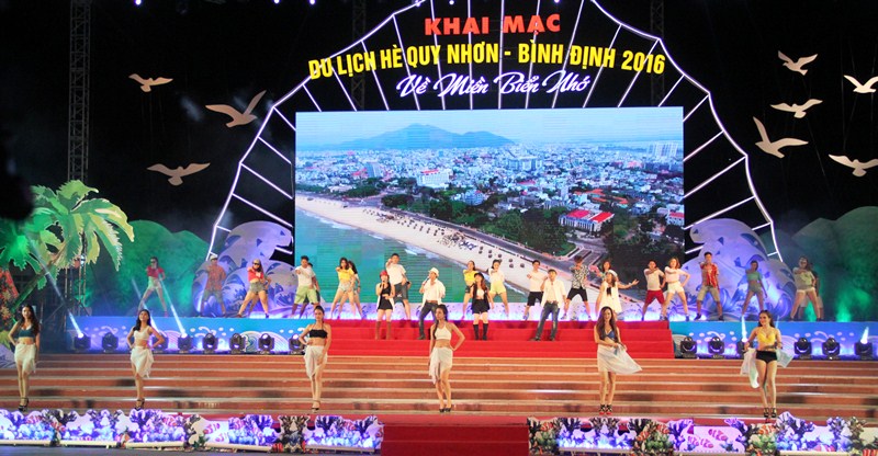 Ouverture de la fête d’été du tourisme de Quy Nhon-Binh Dinh 2016