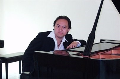 Le talentueux pianiste vietnamien Vu Ngoc Linh au concert Toyota
