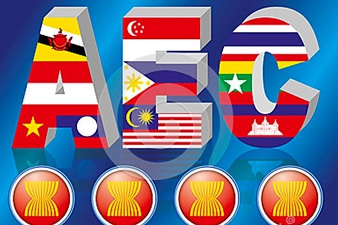 Des diplomates parlent des potentiels et avantages de la Communauté de l ASEAN