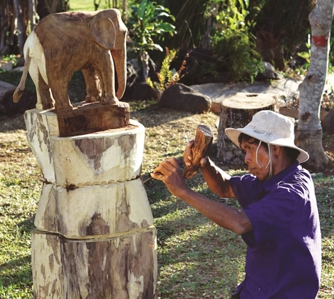 La sculpture sur bois dans les Hauts Plateaux du Centre
