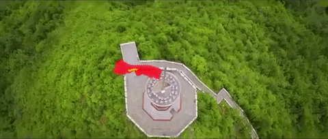 Beaux paysages du Vietnam dans un magazine de voyage avec des images en mouvement