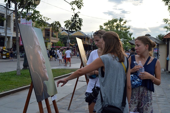Exposition de photos d’art sur la beauté des femmes vietnamiennes au Quang Nam