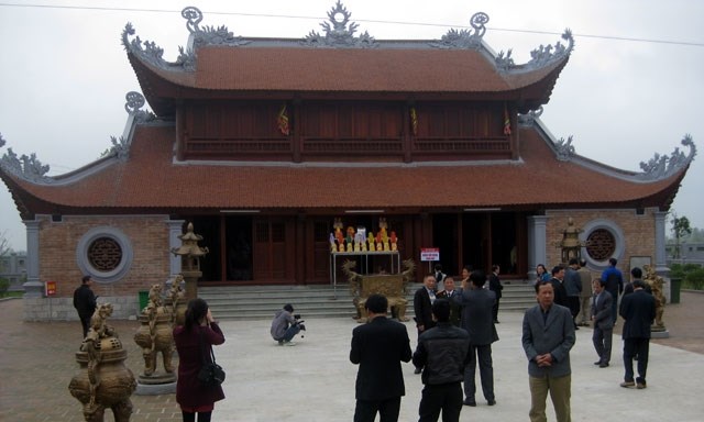Ouverture de la fête du temple A Sao