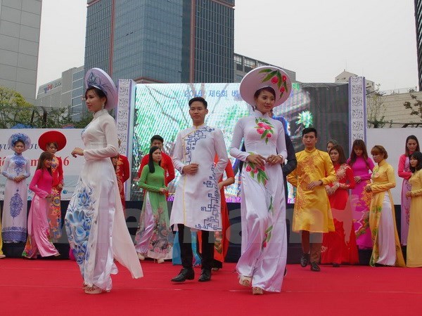Le 6e Festival de la culture vietnamienne et la Journée vietnamienne du travail en R de Corée