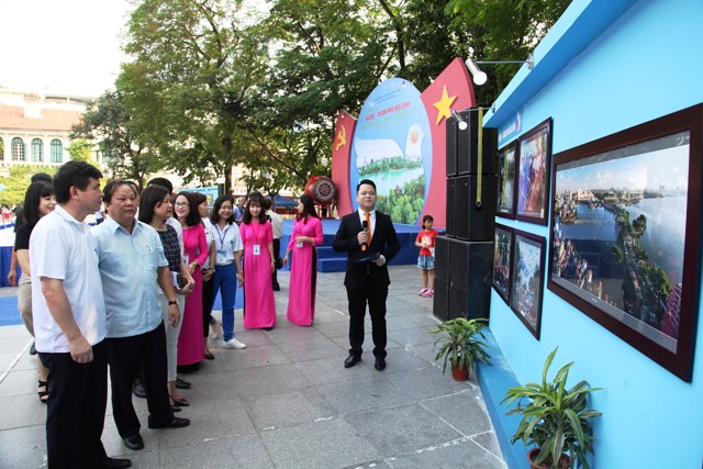 Ouverture de l’exposition Hanoi – Ville pour la paix