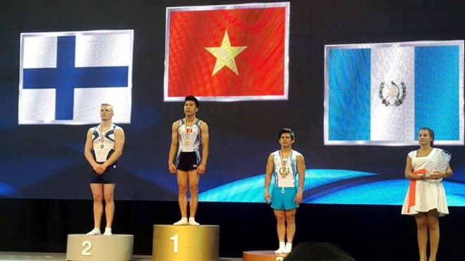 World Challenge Cup les gymnastes vietnamiens gagnent deux médailles d’or