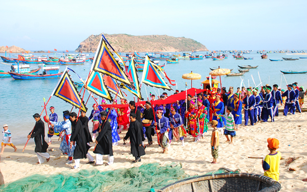 Phu Yen le Festival de la baleine reconnu patrimoine culturel