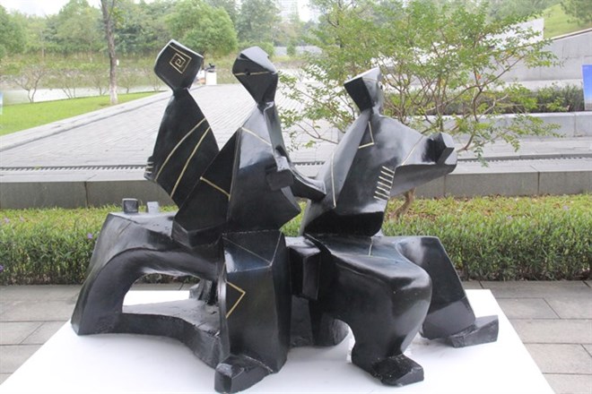 Exposition de sculptures vietnamienne