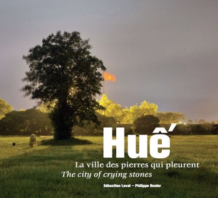 Une exposition photographique et la présentation d’un livre sur la ville de Huê en France