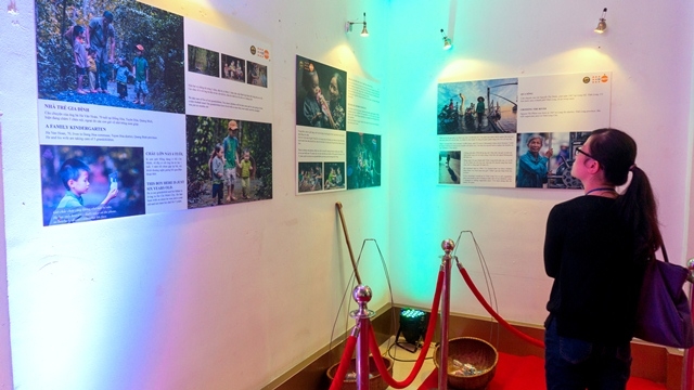 Inauguration de l’exposition photographique «Où puis-je appeler la famille »