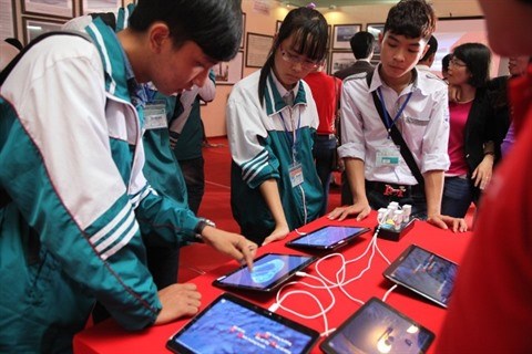 Expositions en 3D sur «Hoàng Sa, Truong Sa du Vietnam - les preuves historiques et juridiques»