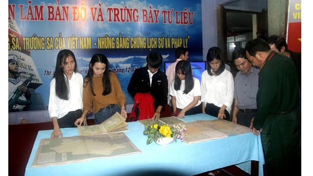 Exposition sur Hoang Sa et Truong Sa du Vietnam à Phu Yên