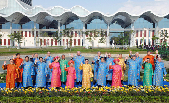 “Parcours vers la grande mer” du Vietnam en 30 ans de Renouveau
