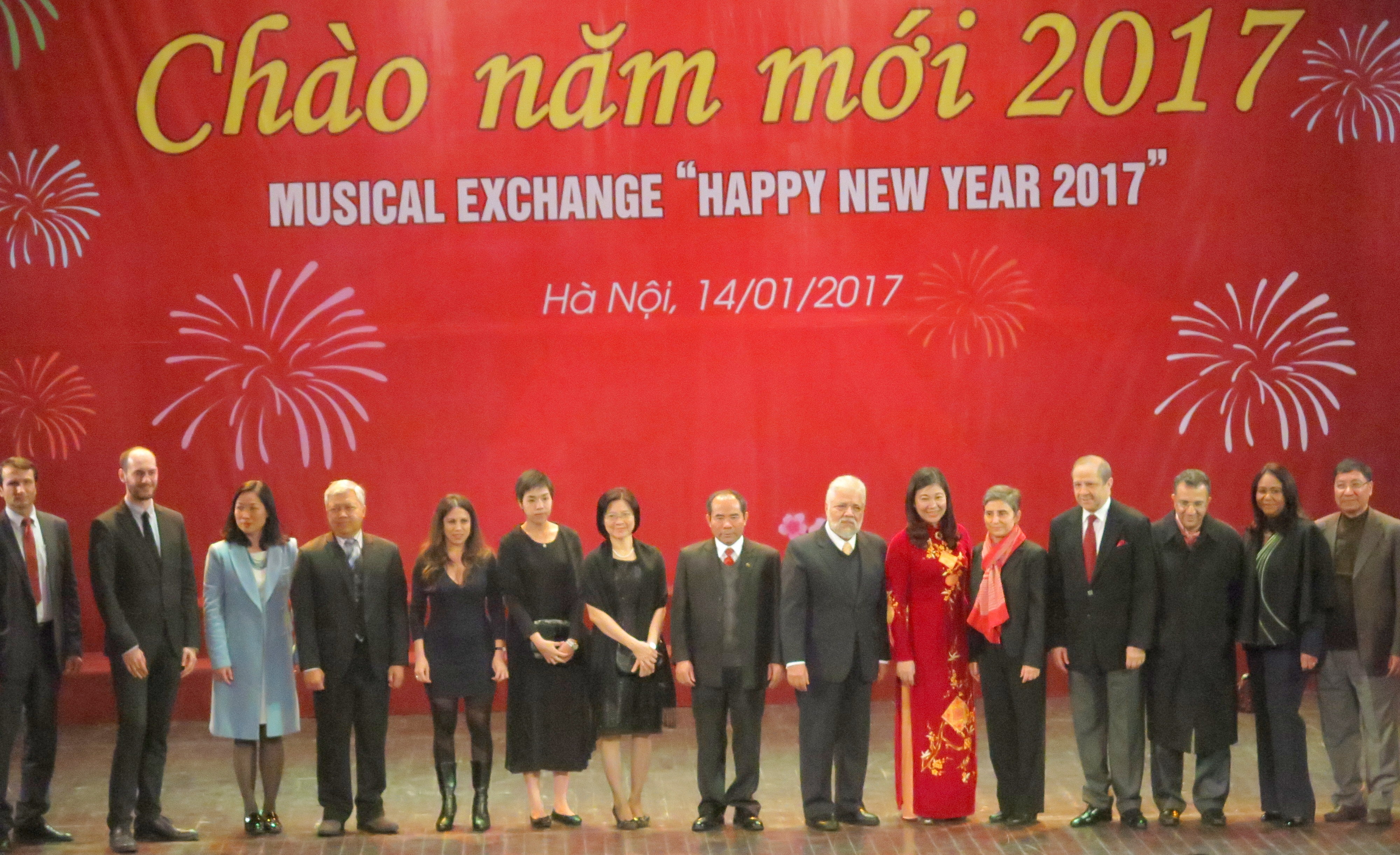 Spectacle musical et d’échange artistique international pour saluer Nouvel An 2017