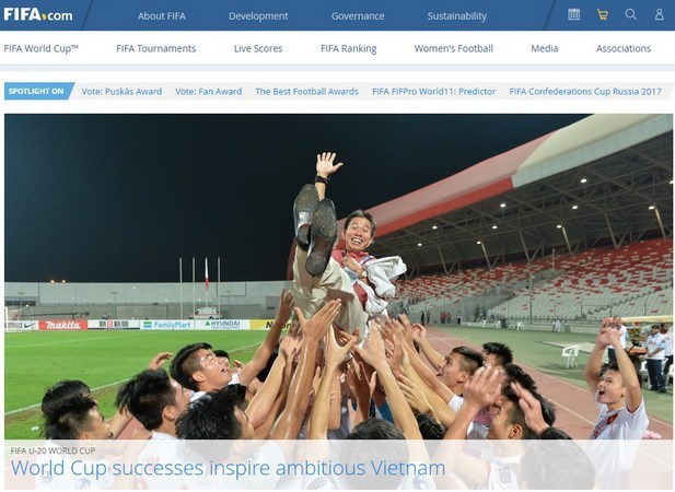 La FIFA félicite les performances du football vietnamien en 2016