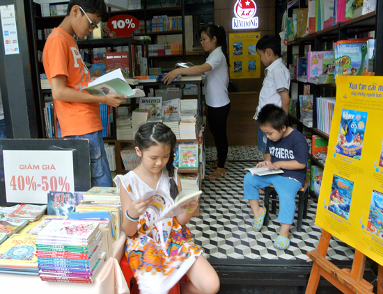 Ho Chi Minh-Ville La rue des livres a créé un nouvel espace culturel