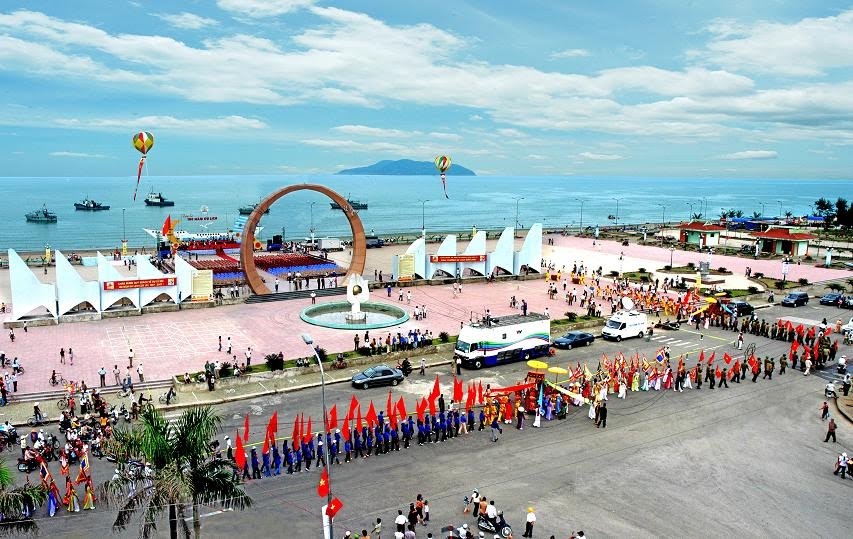 Nghê An  nouveautés dans la fête touristique de Cua Lo 2017