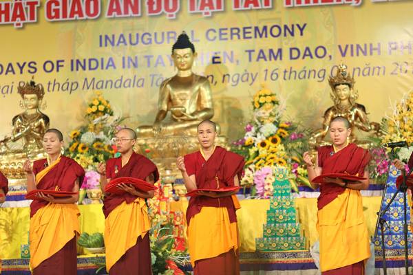 Ouverture de la Journée culturelle du Bouddhisme d Inde