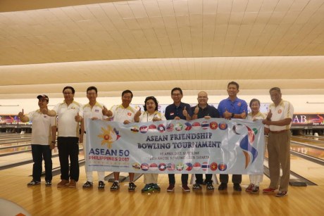 Echange sportif entre des ambassades des pays de l ASEAN en Indonésie