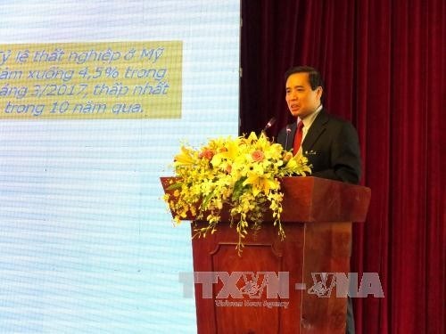 Séminaire Vietnam-France sur l économie à Ho Chi Minh-Ville