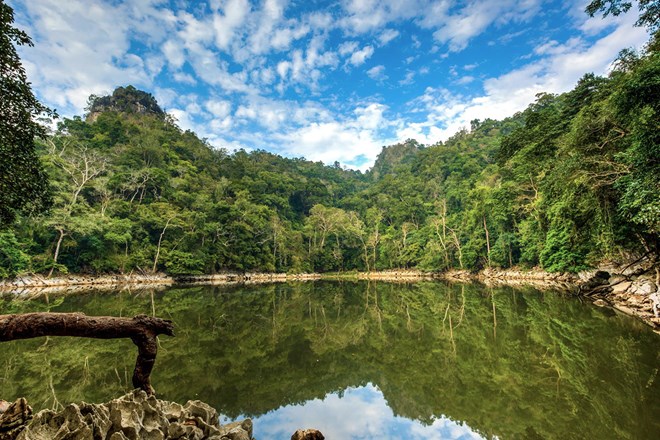 Le Vietnam cherche la reconnaissance de l UNESCO pour le patrimoine naturel de Ba Be-Na Hang