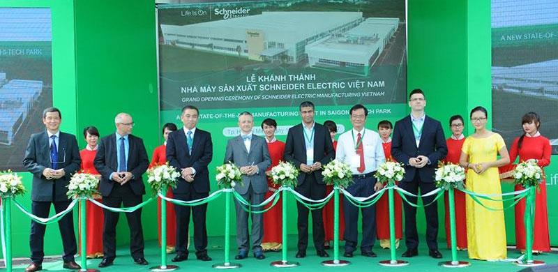 HCM-V Schneider Electric inaugure sa nouvelle usine de 45 millions de dollars