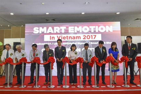 Industrie ouverture de l exposition Smart Emotion 2017 à Hô Chi Minh-Ville