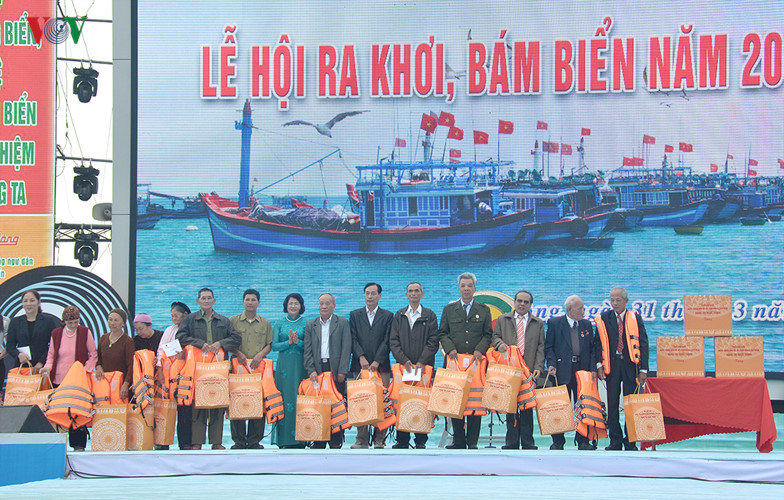 Les pêcheurs de Hai Phong partent en campagne au large