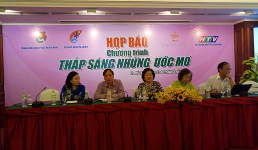 Programme d’échanges artistiques Allumer les rêves 2017