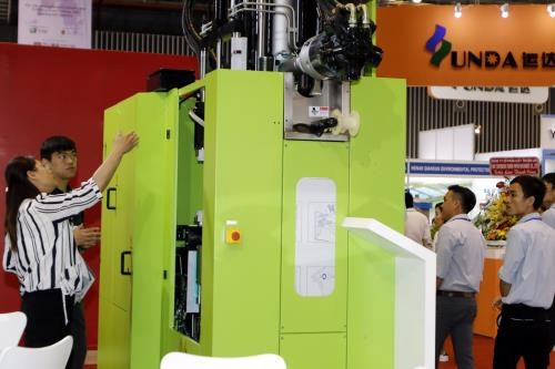 Ouverture de trois expositions à Hô Chi Minh-Ville