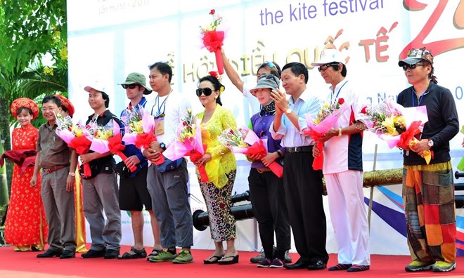 Quang Nam  ouverture du Festival international des cerfs-volants 2017