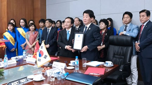 Coopération entre la ville sud-coréenne Incheon et l’Université Nguyên Tât Thành