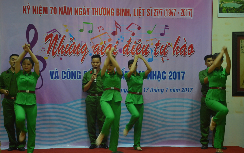 Quang Ninh  soirée musicale Les mélodies fières