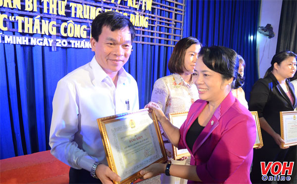 Mois des ouvriers 117 milliards de dongs en faveur des travailleurs de HCM-V