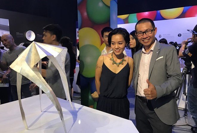 Une pièce d art de la sculptrice vietnamienne inspirée du multiculturalisme