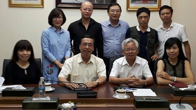 Initiative sur l organisation d une journée du Vietnam dans le monde