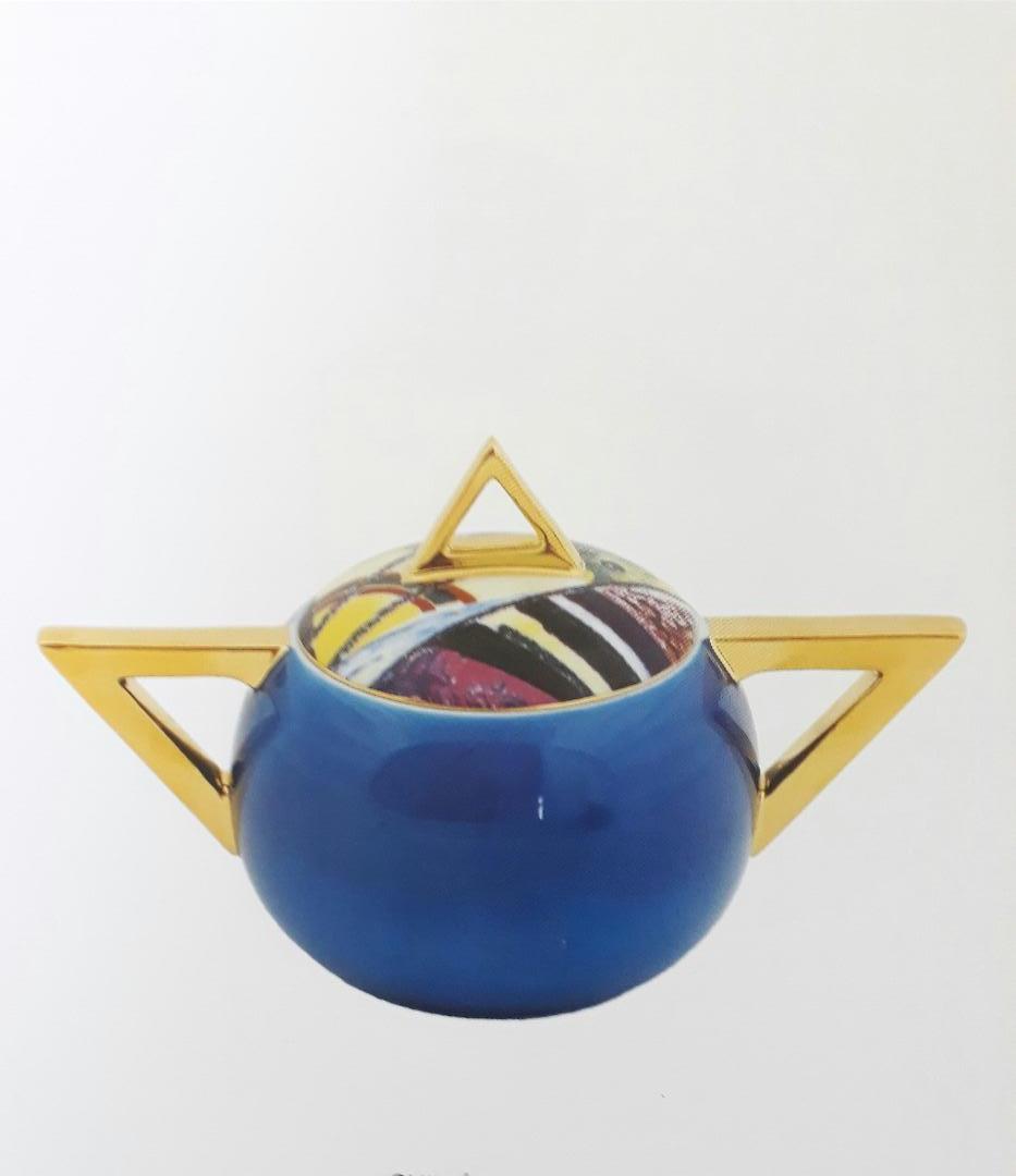 Exposition de porcelaines hongroises contemporaines à Hanoi