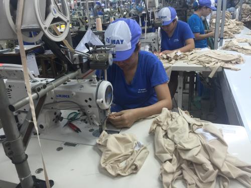 Textile le Vietnam vise 30,5 milliards de dollars d exportation en 2017
