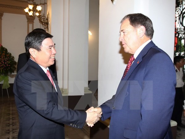 HCM-Ville et Utah promeuvent leur coopération dans le commerce et les hautes technologies