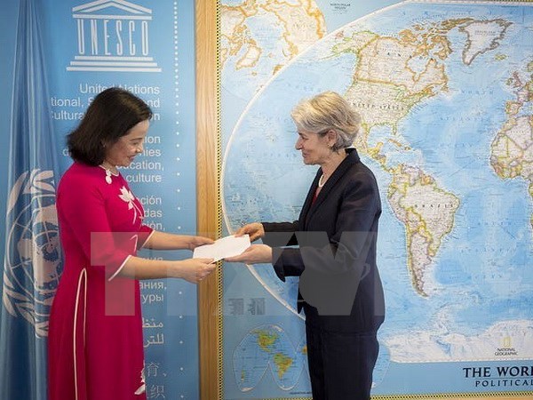 Irina Bokova salue le développement des relations UNESCO - Vietnam