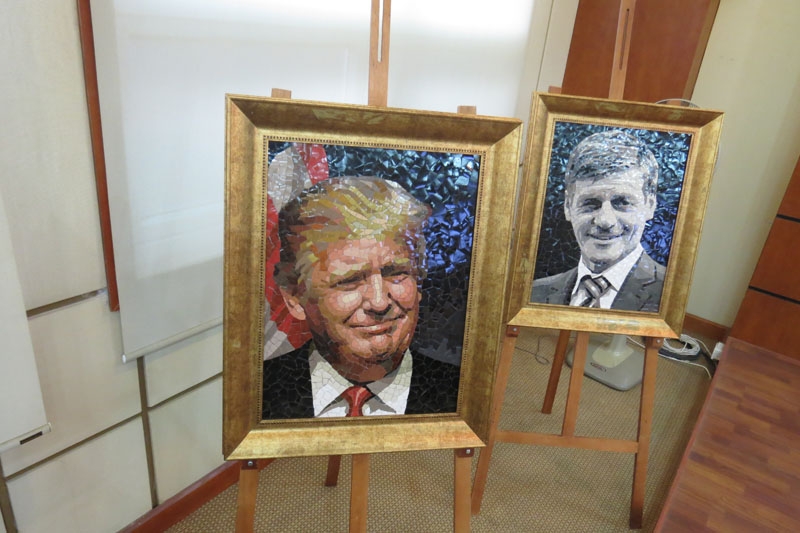 Des poteries avec les portraits des dirigeants de l APEC bientôt exposées