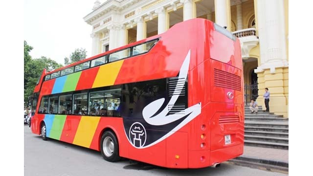 Ouverture des lignes de bus à deux étages pour les touristes à Hanoï