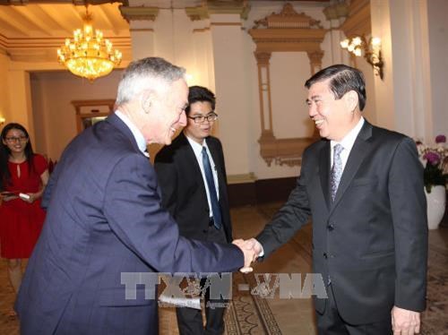 Hô Chi Minh-Ville accueille le ministre irlandais de l Education