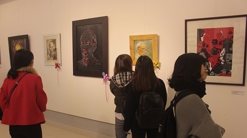 Une exposition sur les beaux-arts rend hommage au président Ho Chi Minh