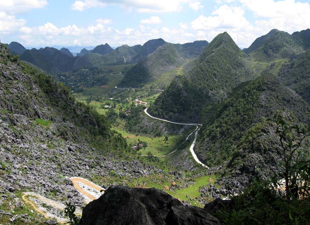 Plan directeur de développement du tourisme au plateau calcaire de Dông Van