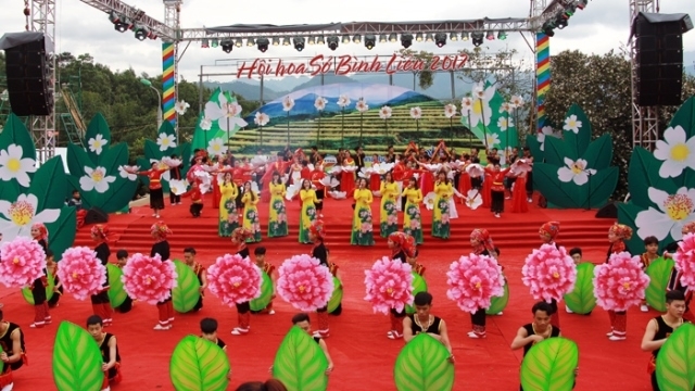 L’ouverture de la fête florale des camélias à huile 2017